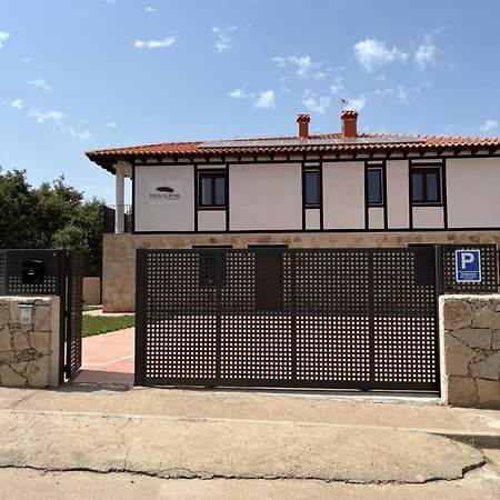 Tres Olivos Lägenhetshotell 3*