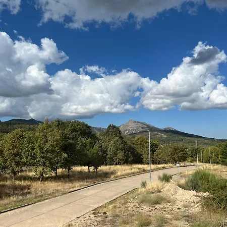 Tres Olivos 3*
